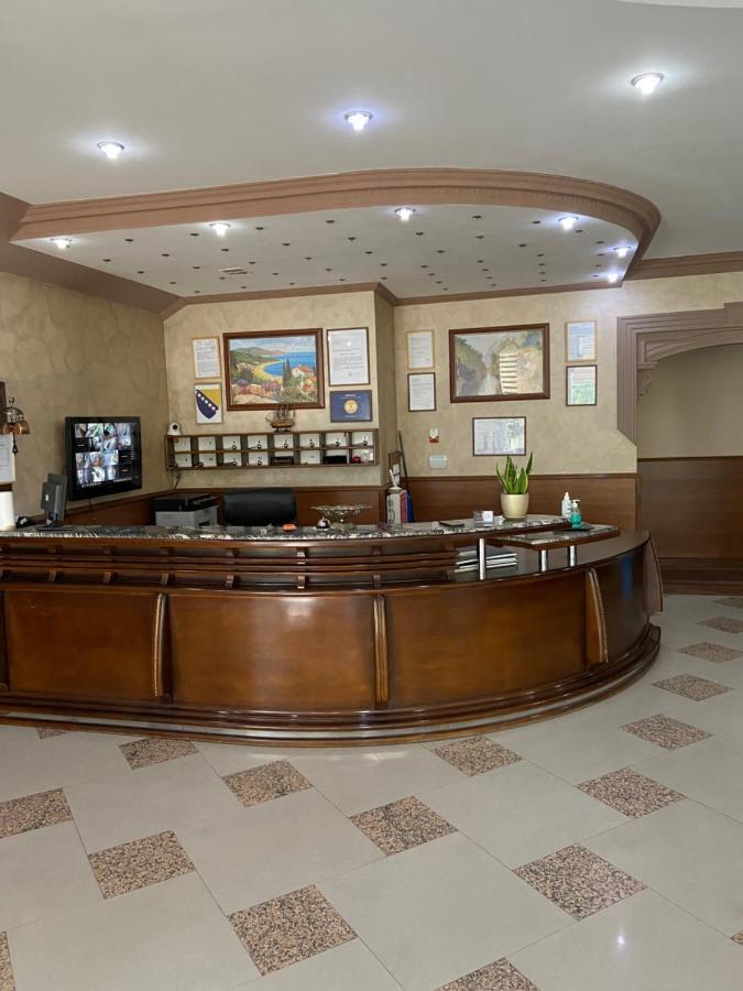 Hotel New Milenium Lukavac Kültér fotó