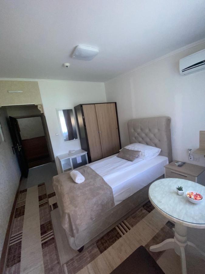 Hotel New Milenium Lukavac Kültér fotó