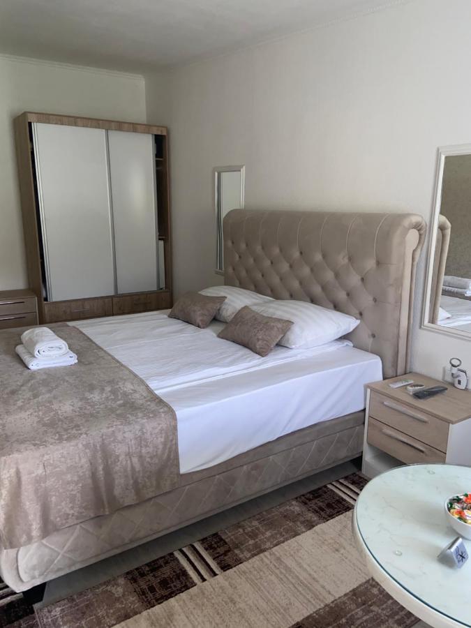 Hotel New Milenium Lukavac Kültér fotó