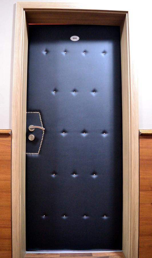 Hotel New Milenium Lukavac Kültér fotó